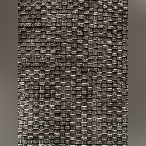 Very very cool versatile leather jacket, unfortunately snug for me never worn - Picture 4 of 8